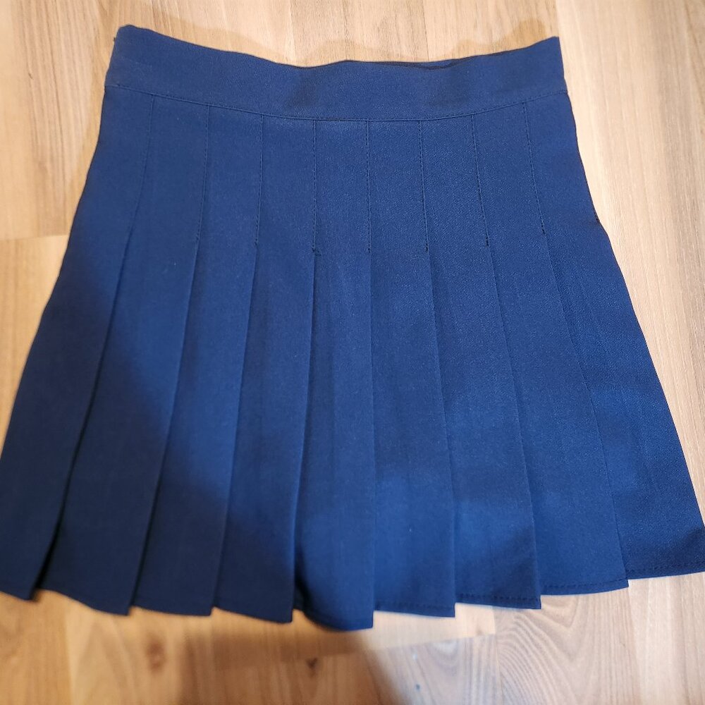 Short blue pleated skirt, S size